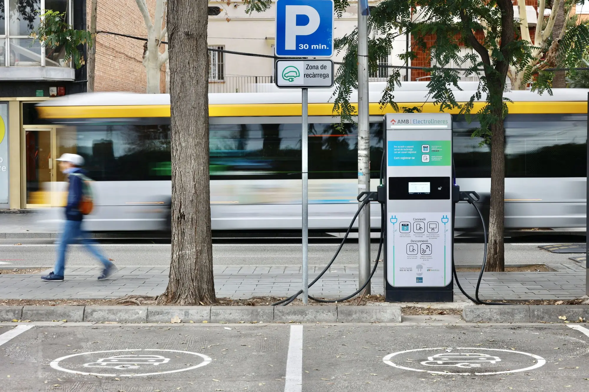 Red piloto de electrolineras y movilidad eléctrica #1
